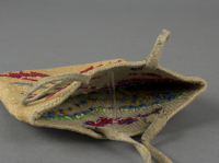 Nez%20Perce%20artist%2C%20%3Cb%3E%3Ci%3E%20Bag%3C%2Fi%3E%3C%2Fb%3E%2C%20ca.%201900%2C%20cornhusk%20and%20commercially%20dyed%20yarn%2C%20The%20Elizabeth%20Cole%20Butler%20Collection%2C%20no%20known%20copyright%20restrictions%2C%202012.126.45